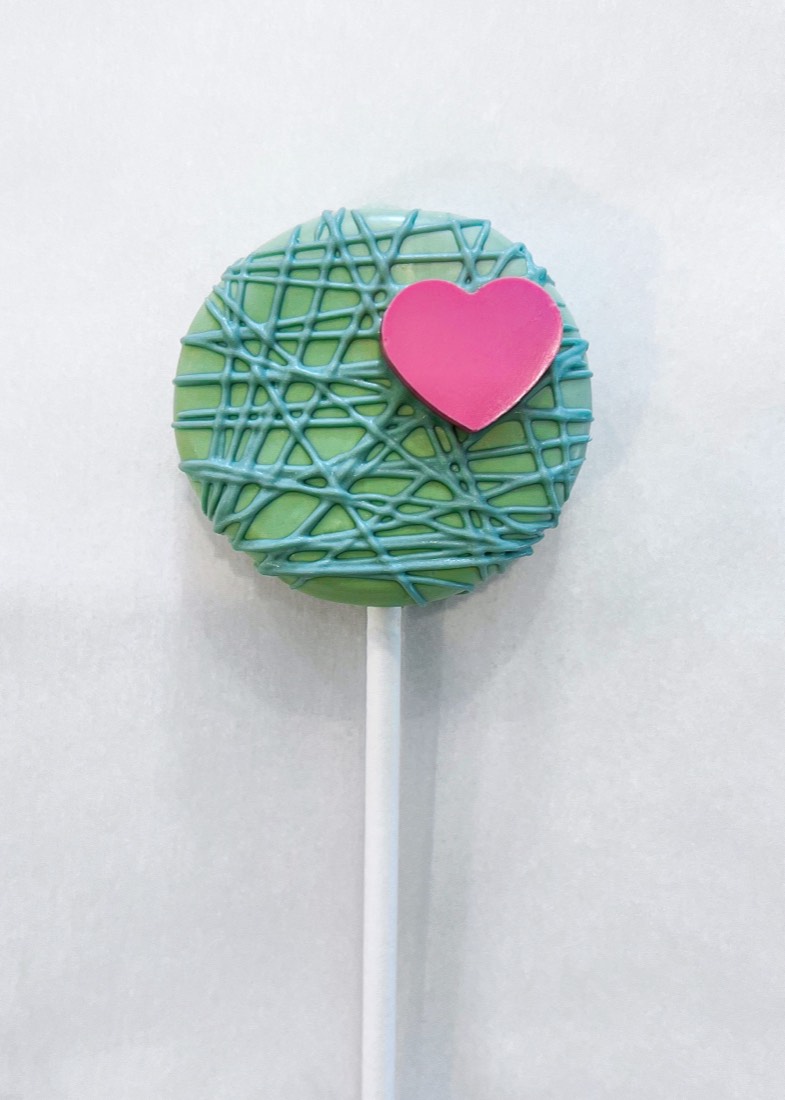Custom cake pop by Ding Pops