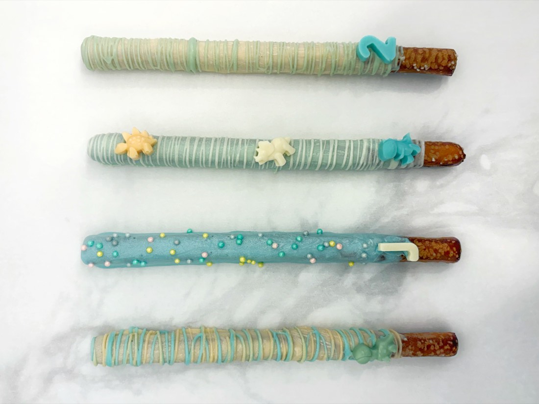 Custom dipped treat by Ding Pops