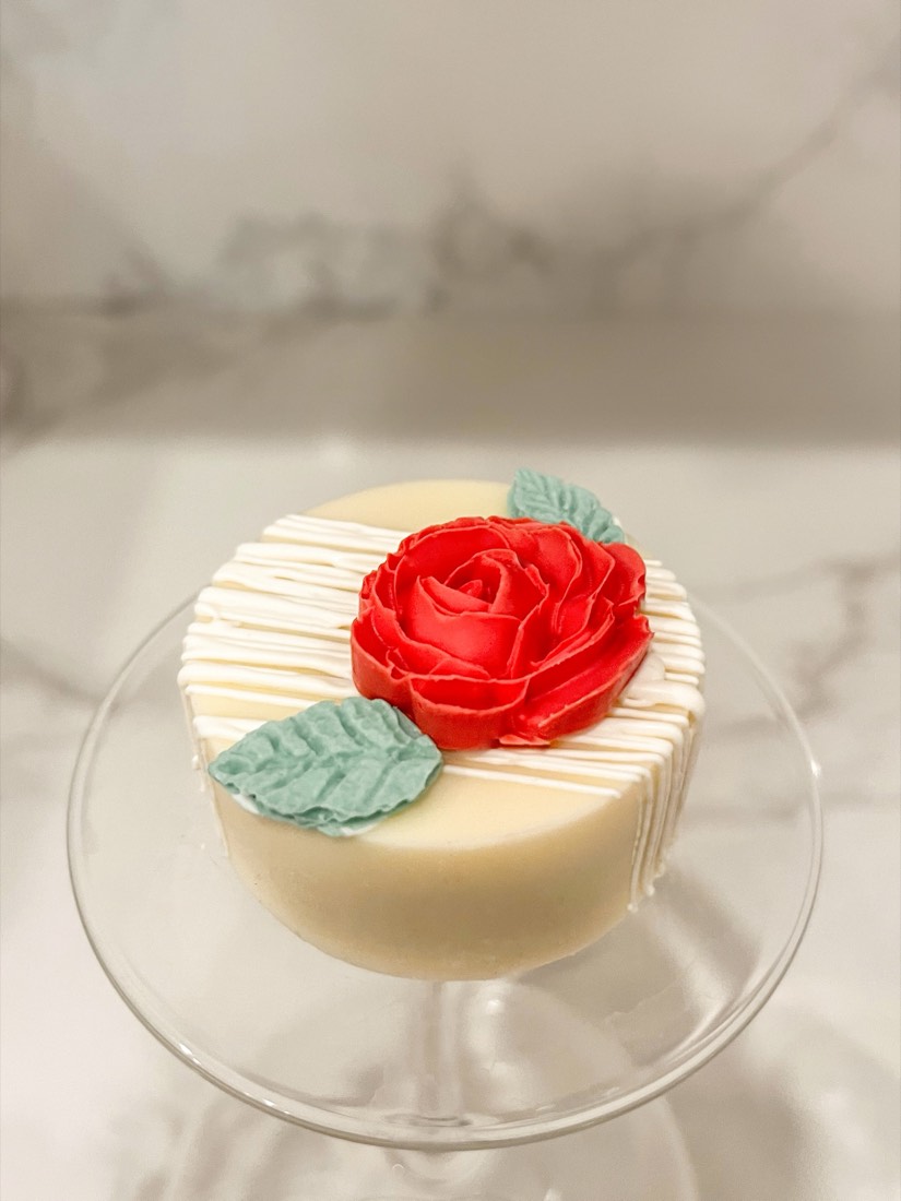 Custom dipped treat by Ding Pops