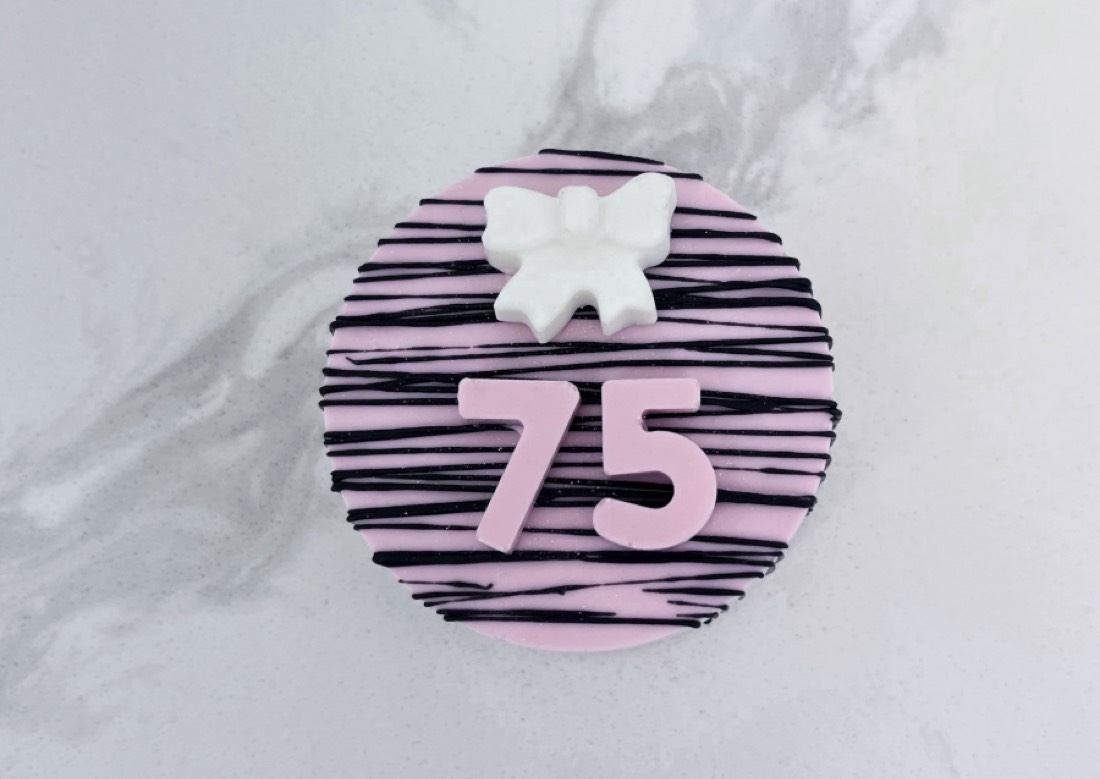 Custom dipped treat by Ding Pops